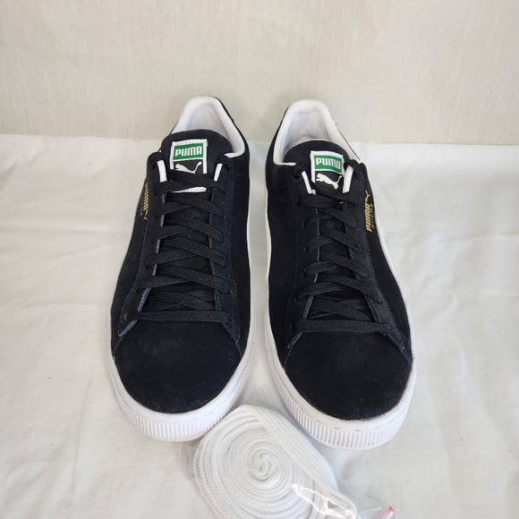 Puma Other - Puma Men's Suede Classic XXI Black And White Sneakers Size 12